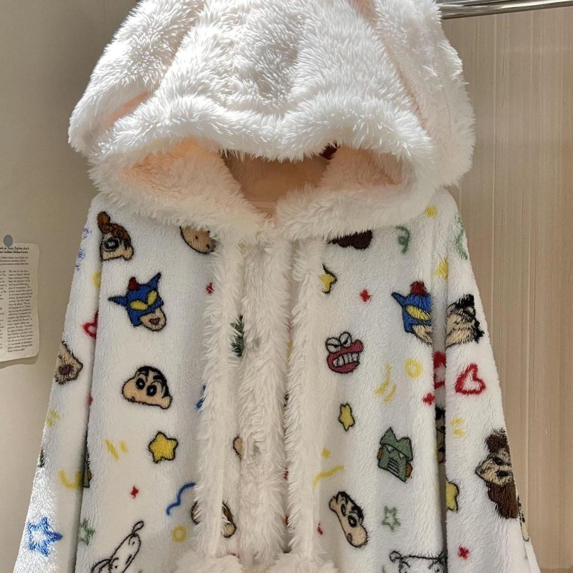 Халат с капюшоном из кораллово – обзор и цена Bathrobe